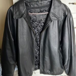 Men’s Leather Jacket, with removable liner, like new, not even broken in yet